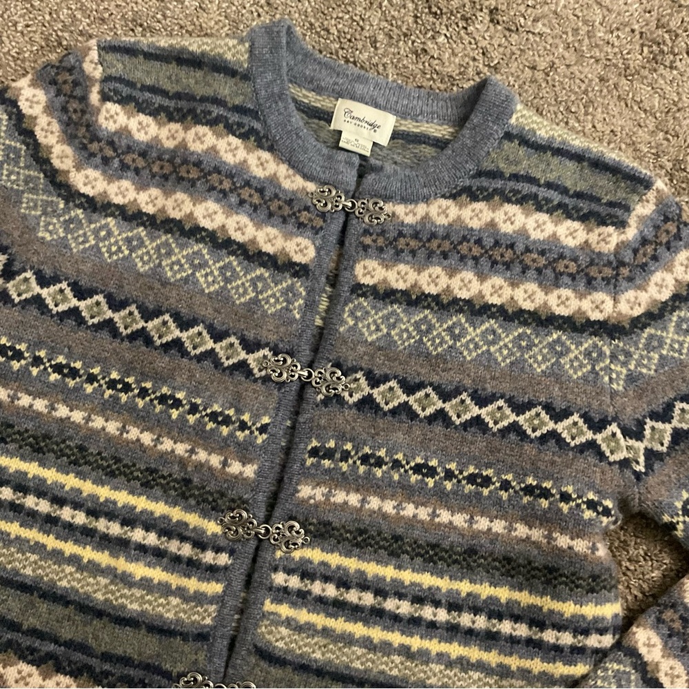 Vintage Cambridge Dry Goods Wool Nordic Pewter Clasp Fair Isle Cardigan Sweater - Picture 3 of 5